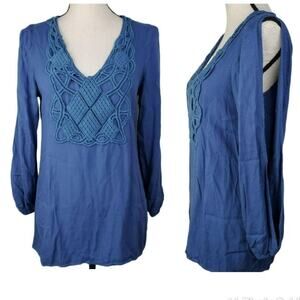 Tobi Blue Tunic Top Womens Sz XS Crochet Slit Sleeve V Neck Boho‎ Blouse Shirt